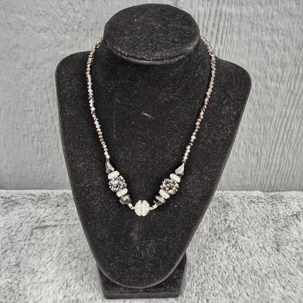 Rhinestone Necklace Black & White‎